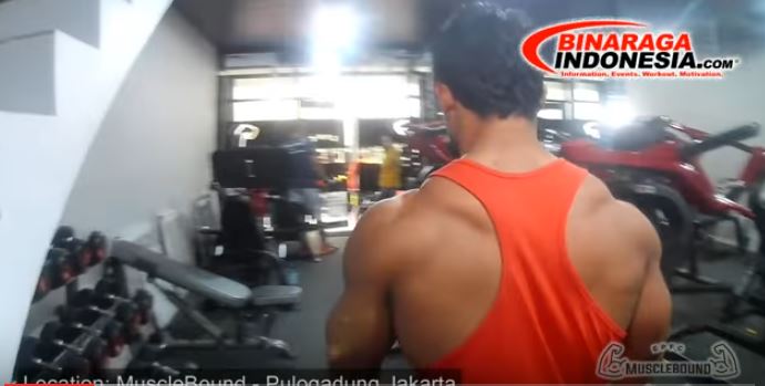 Tim Binaraga Indonesia Latihan Otot Kaki Di Gym SAHRI The Blade