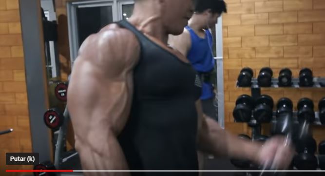 4 Variasi Latihan Untuk Membentuk Otot Bicep Lebih Pumping Ala Binaraga Indonesia Putu Sembah 2018